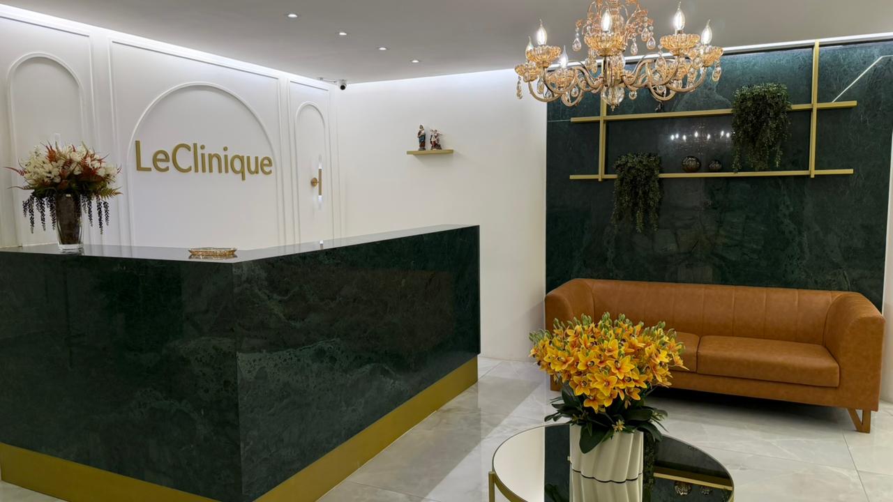 Recepção da Le Clinique